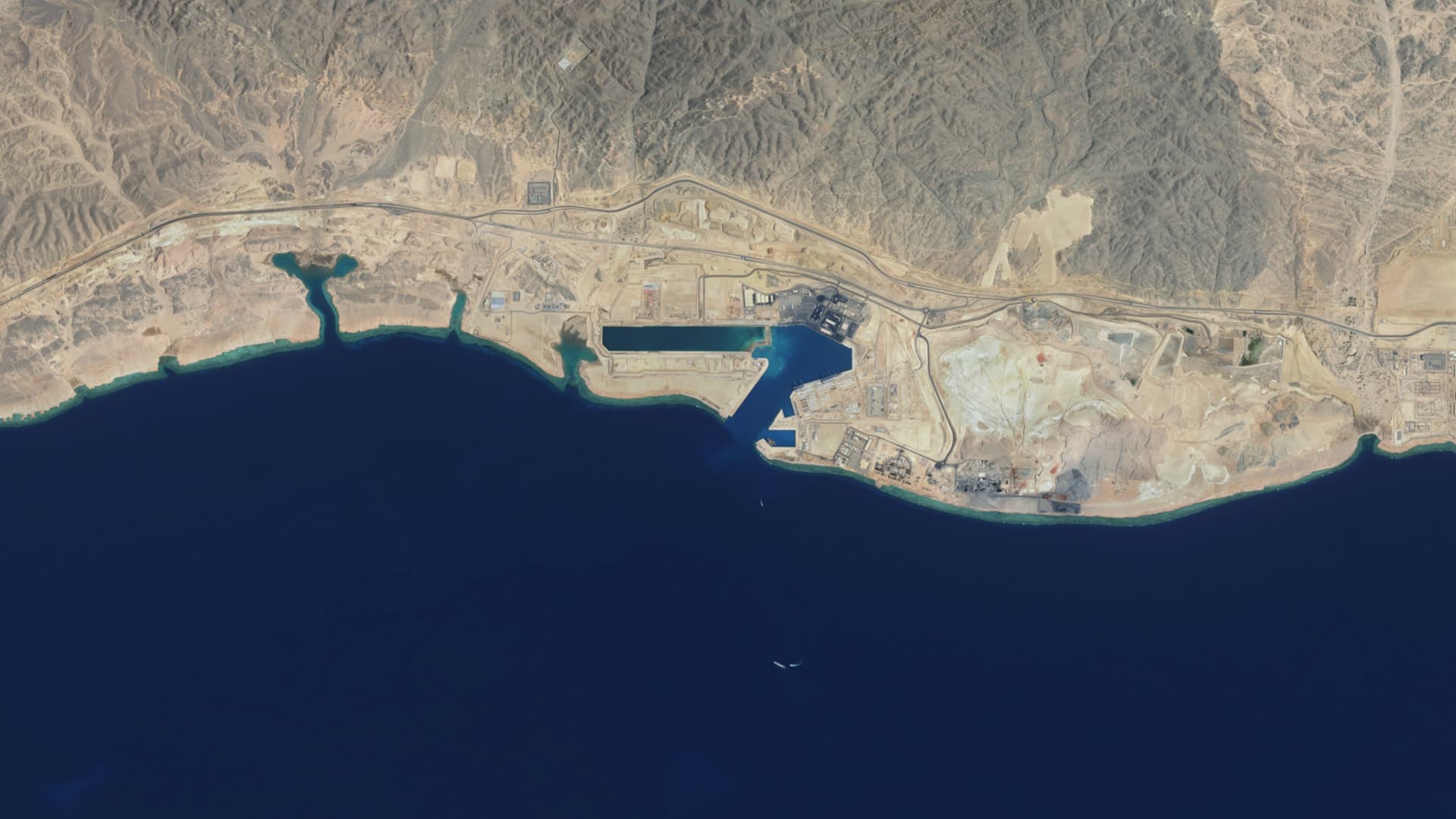 Iran attacks on crucial Saudi pipeline and production facilities slash kingdom’s oil output